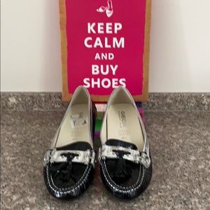 Geox Respira loafers new?? 8 1/2 black and silver